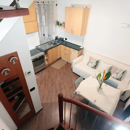 Apartman Casa L'apina Regina *